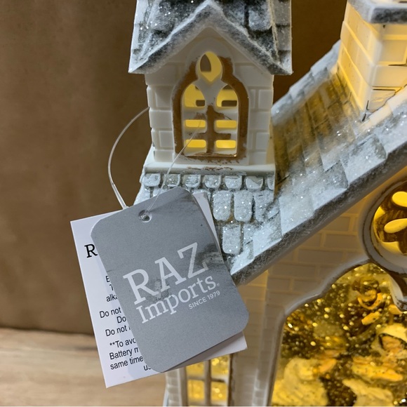 New! Raz Lighted Lantern Snow Globe Glitter Water Church Nativity Religious - Picture 8 of 13